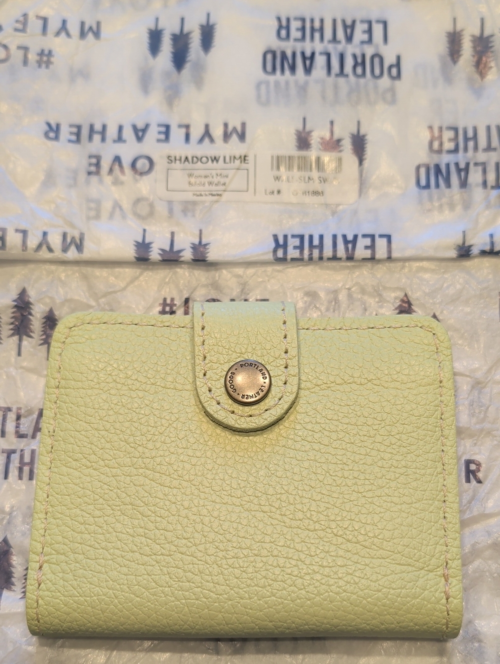 Portland Leather Shadow Lime Pebbled Leather Women's Mini Bifold Wallet New